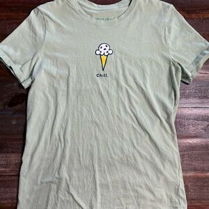 Life Is Good Light Green Women’s “Chill” Tee Shirt-EUC